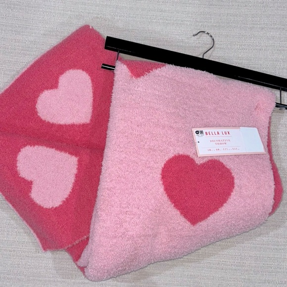 Valentines Pink Hearts Bella Lux Reversible Decorative Throw Blanket - Picture 1 of 7